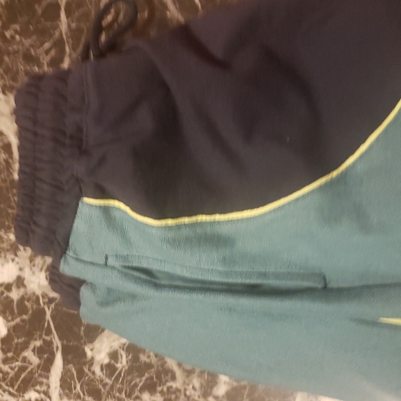 💥B2G1  FREE  Standard Cloth Moto Terry Short in Blue at Urban Outfitters - Picture 5 of 7